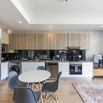 Central 1 Bed Apt With Balcony & Pool Thesentinel