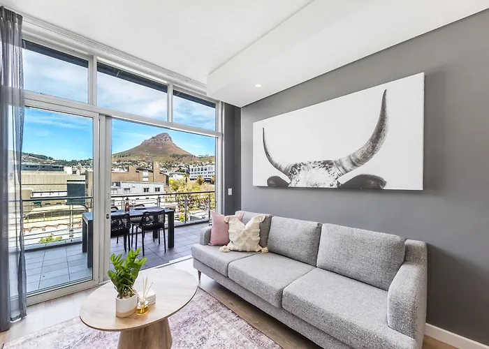 Central 1 Bed Apt With Balcony & Pool Thesentinel