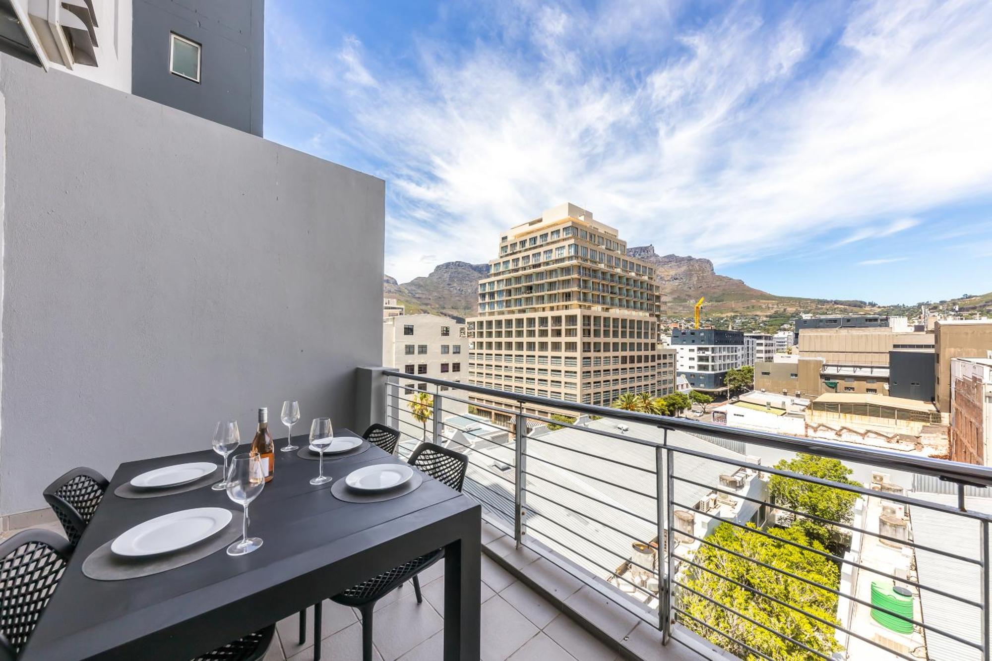 1 Bed With Balcony & Pool Thesentinel Apartment *